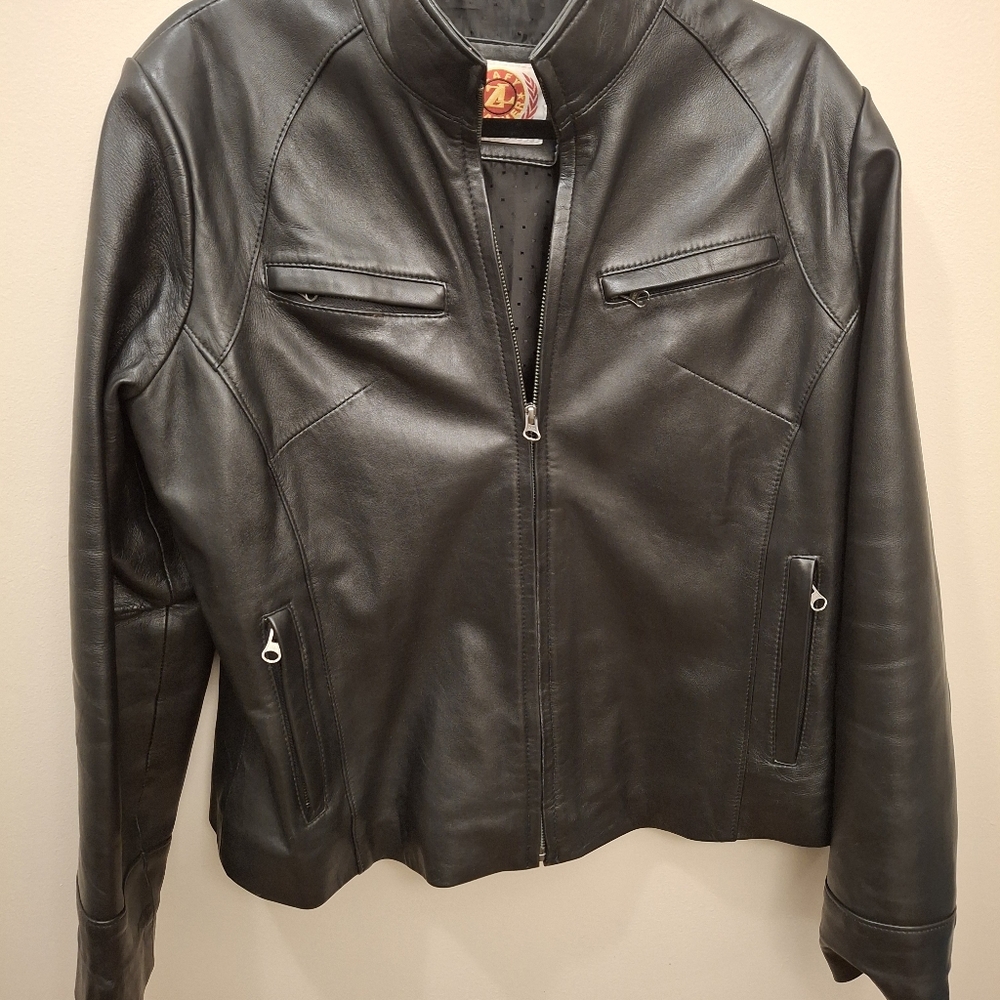 Zafy Women's Small Black Leather Coat